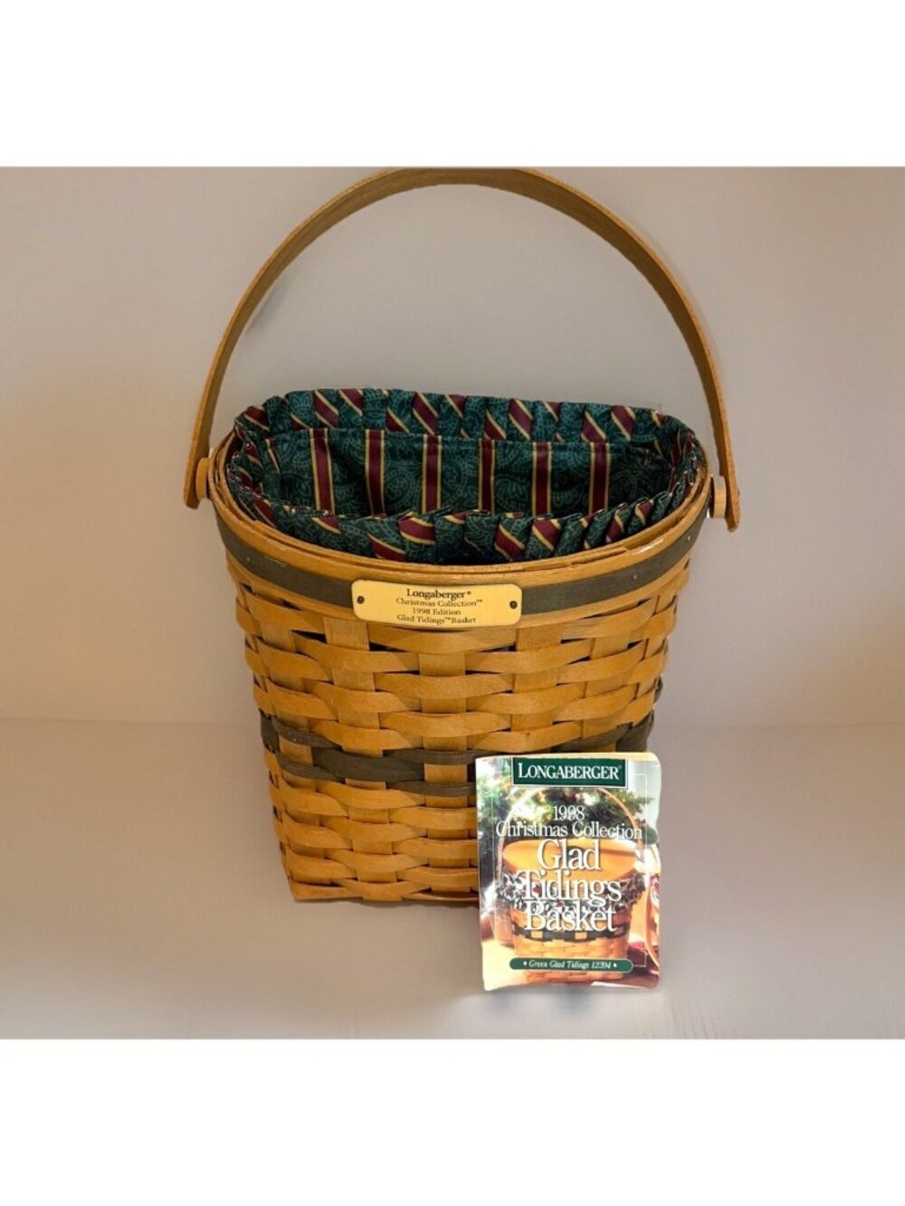 1998 Longaberger Glad Tidings Basket With Liner & Protector Christmas Collection